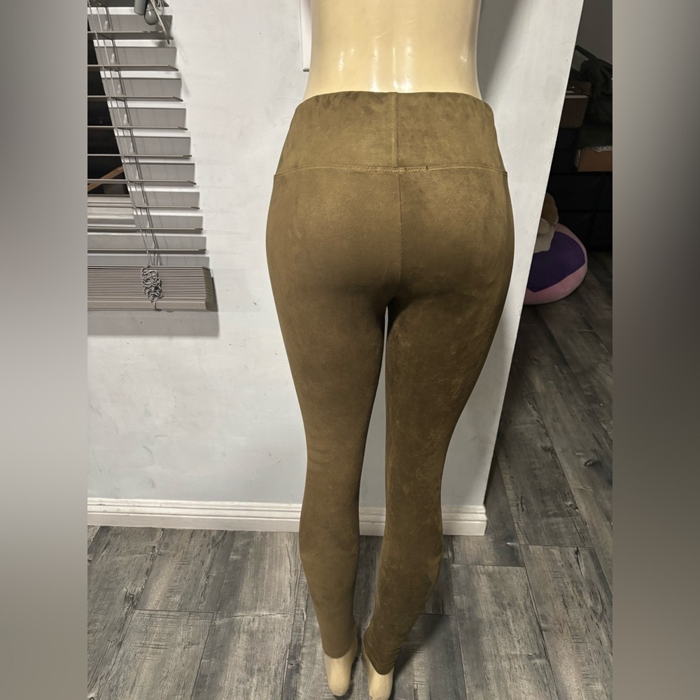 Bagatelle Olive Women's Leggings - Picture 4 of 10
